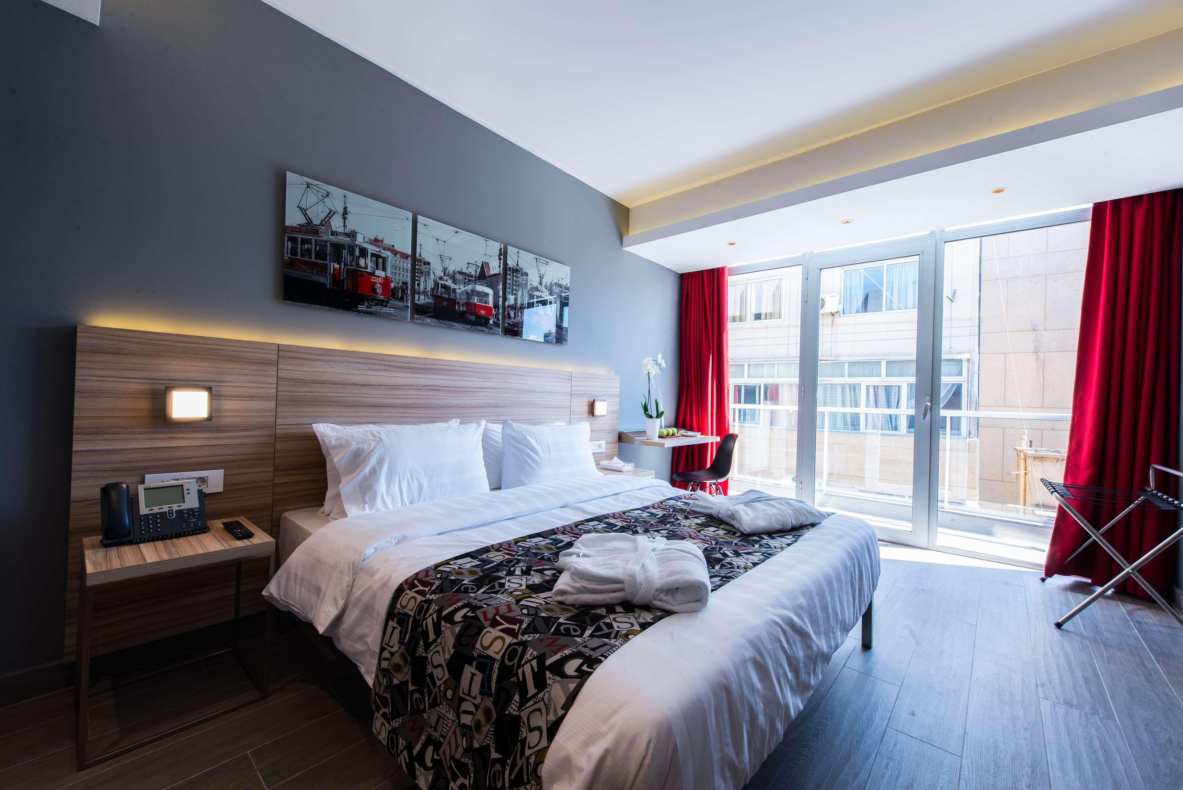 Caramel Boutique Hotel Beirut Exterior photo